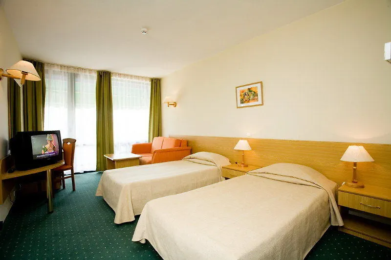 Sunshine Magnolia And Spa Golden Sands
